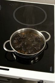 Приготовление блюда по рецепту - Вареники с черносливом. Шаг 1